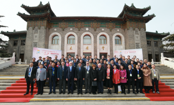 “讓更多中國模式走出去！” ——2018年飼料畜牧產業“一帶一路”國際合作論壇圓滿結 ...
