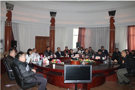 北京養豬育種中心召開了2013年銷售年會